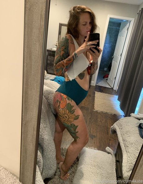 cum4kate art de star du porno des photos