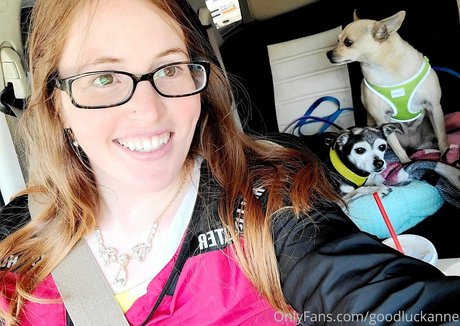 goodluckanne modèle sympa image