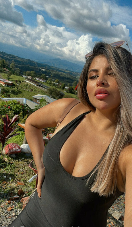 jennifer misha beau modèle photo