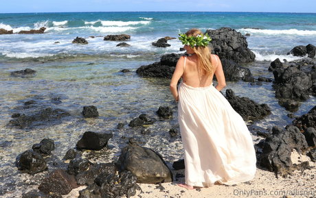 allisonj star du porno nue galeries