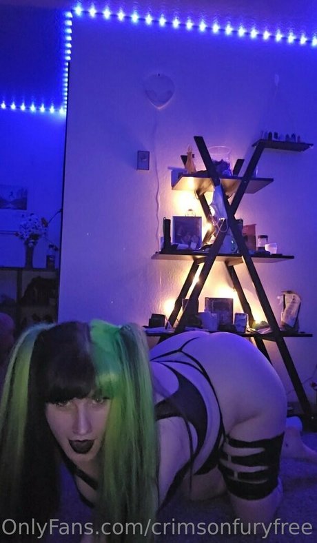 crimsonfuryfree modèle nu galerie