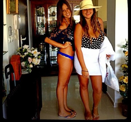 Coral Hagag modèle joli archive