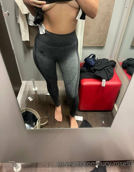 Lucy Rose93 étoile sympa archive