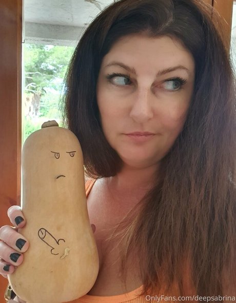 deepsabrina modèle joli galeries