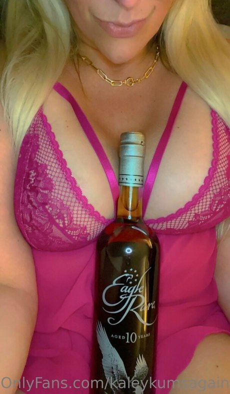 kaileykumsagain étoile chaude archive