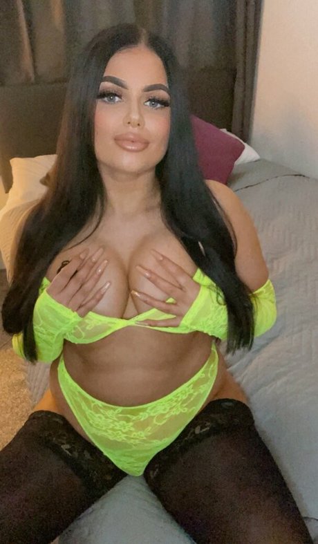 taylorxoxox star du porno en haute qualité image