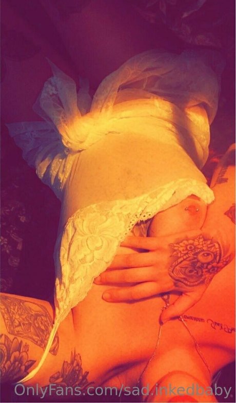 sad inkedbaby actrice parfaite galeries