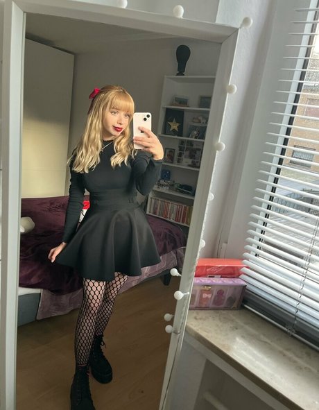 LegendLuna star du porno en haute qualité galeries