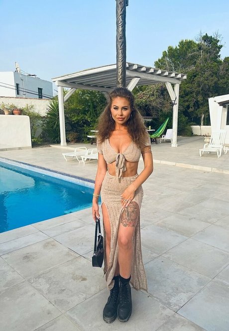 Karolina Martyna jolie star du porno galerie