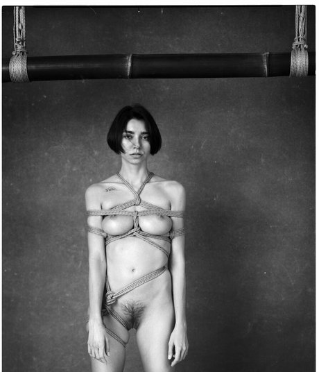 ireenel_ actrice sexy des photos