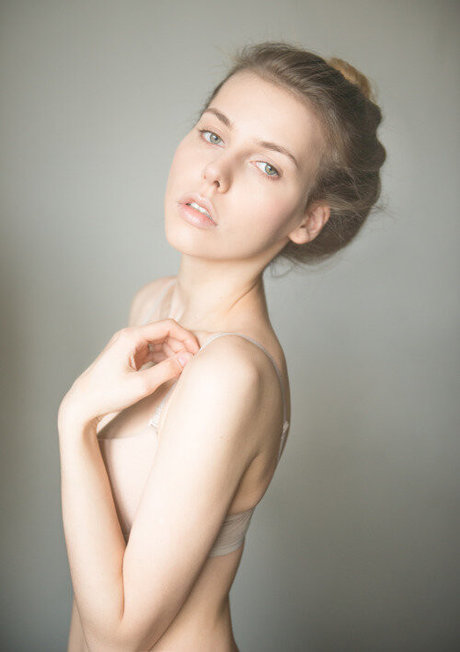 Alina Rin star du porno hd galerie