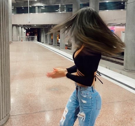 Emma Trout étoile érotique img