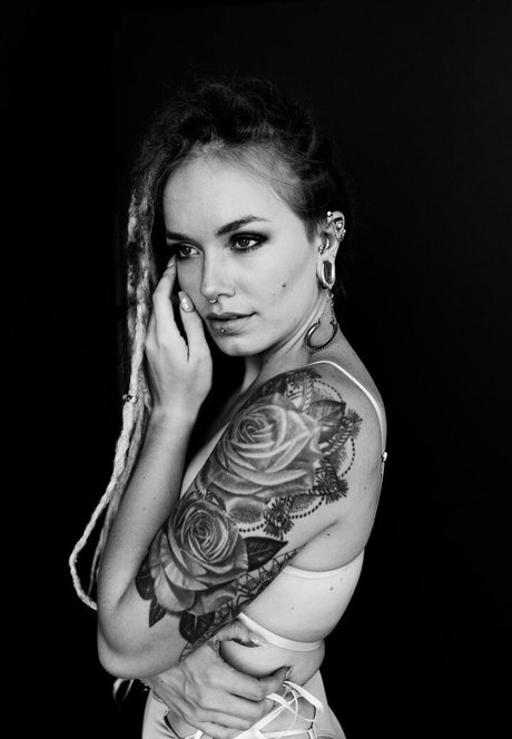 thatkansasgirlfree jolie étoile image