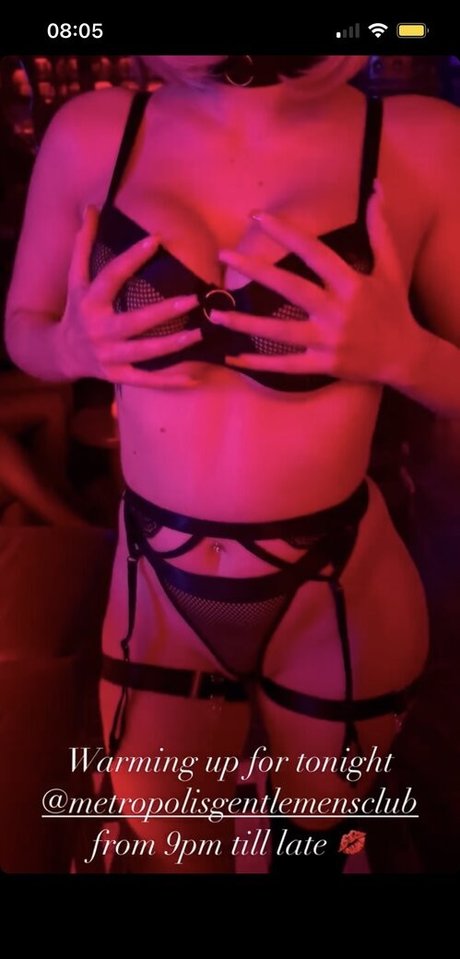 Tylea Elice art star du porno galerie