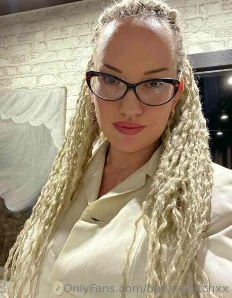 badassbitchxx modèle hd des photos