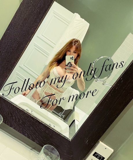 Evaevk modelpage actrice de nus photos