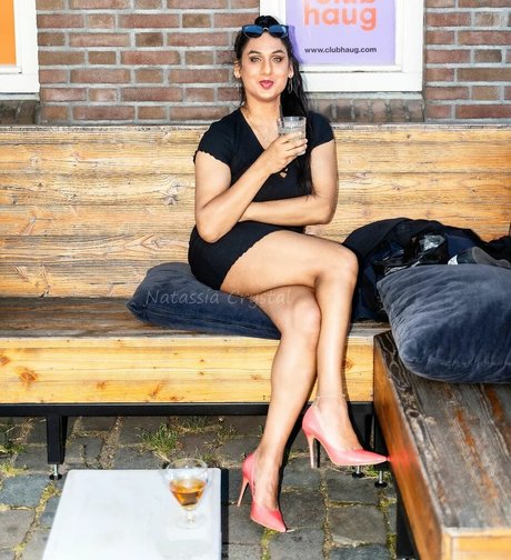 Natassia Crystal belle actrice collection