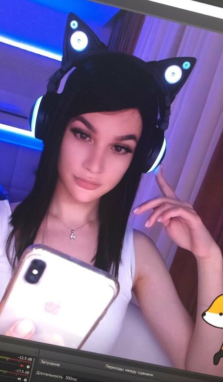 Sweet Lady Cola modèle des photos