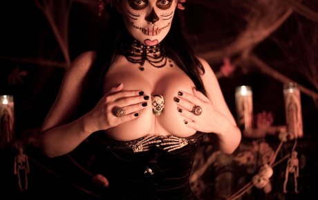 Violet Doll modèle images