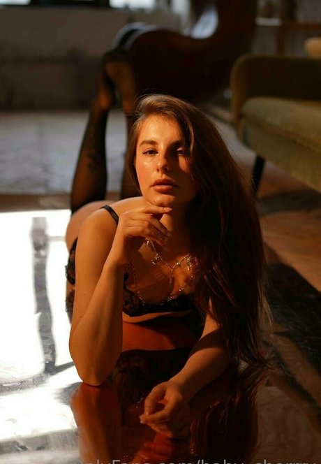 baby cherrry star du porno gratuit collection