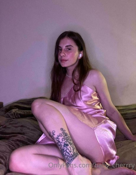 baby cherrry star du porno adulte photos