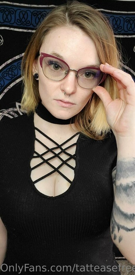 tatteasefree star du porno parfaite galeries