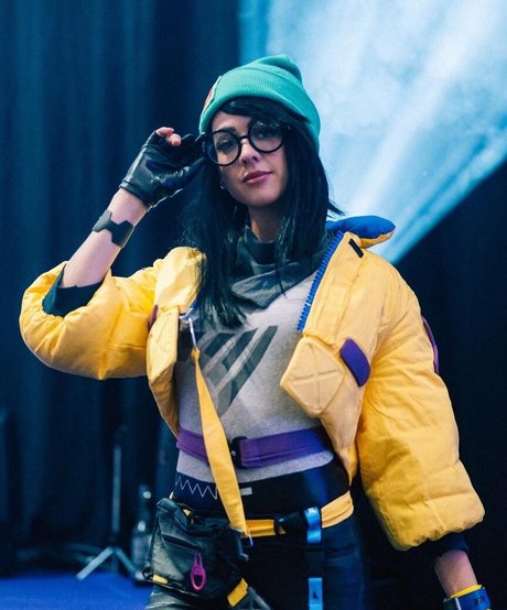 Farbenfuchs belle actrice image