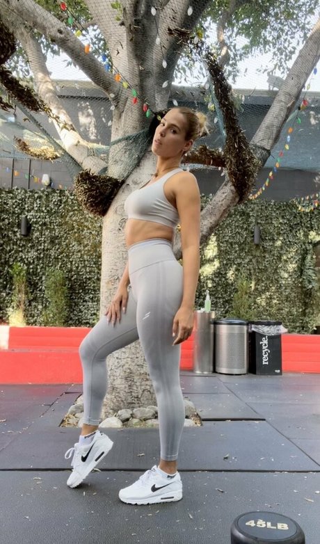 Carmen Carrera actrice libre galerie