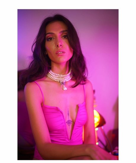 Asli Sevi actrice adulte images