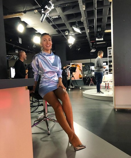 Asli Sevi star du porno images