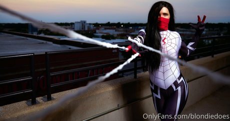 blondiedoes jolie star du porno img