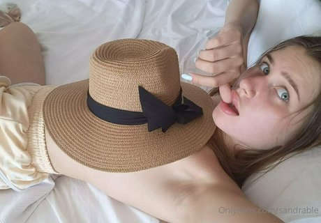 sandrable modèle pornographique galerie