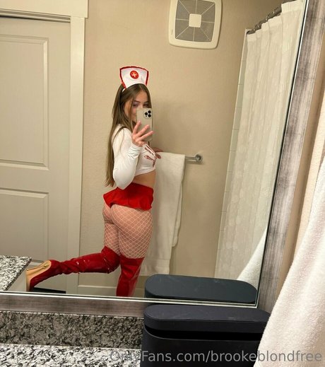 brookeblondfree étoile de l'art image