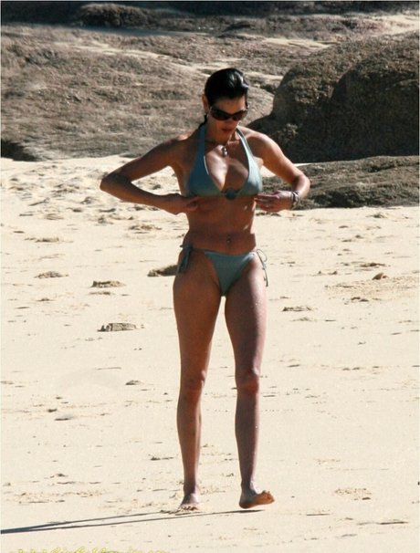 Teri Hatcher modèle photo