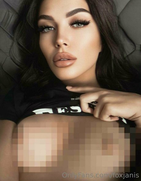 foxjanis modèle parfait photo