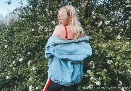 hot blonda modèle images