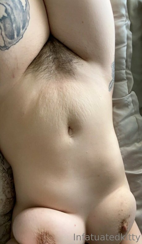 infatuatedkitty actrice parfaite galerie