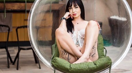 Lidia Raquel star du porno img