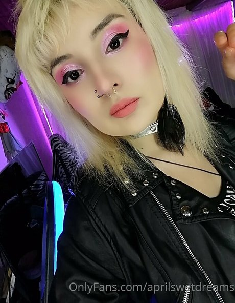 aprilswetdreams modèle xxx galeries