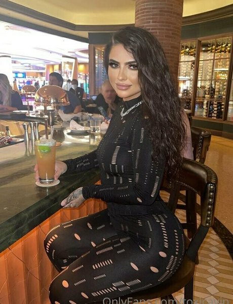 toxicavip actrice artistique photos