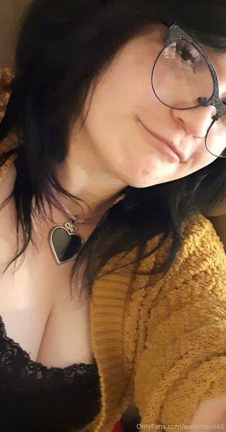 wetkitten666 modèle sexy galerie