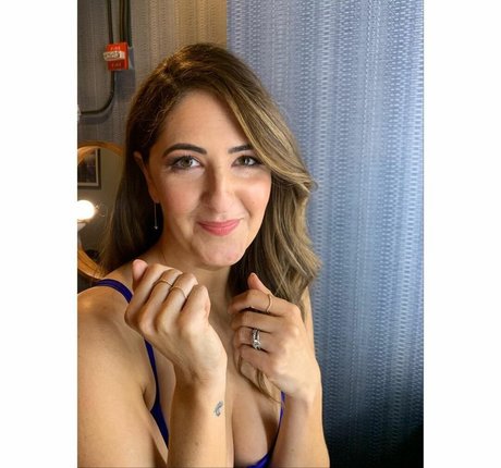 D Arcy Carden étoile chaude photo