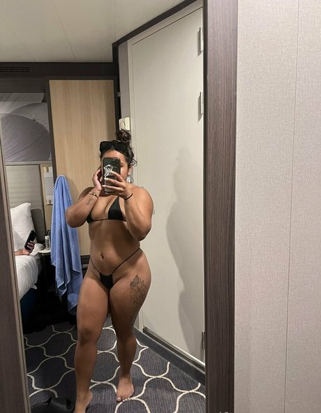 hotwifelisset étoile adulte galeries