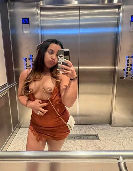 hotwifelisset étoile chaude collection