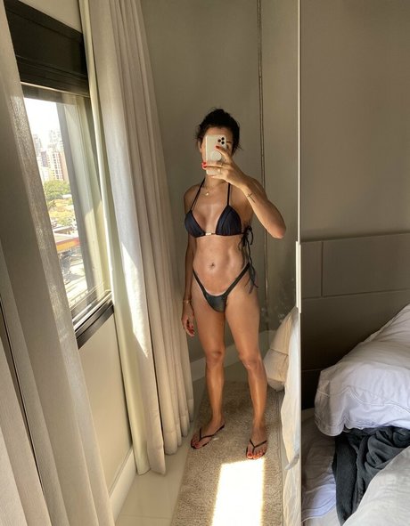 robertacortes étoile érotique galeries