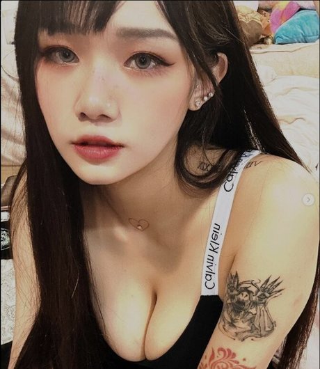 r 1 1111 star du porno img