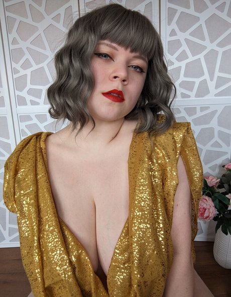 Naomiwastaken étoile érotique archive