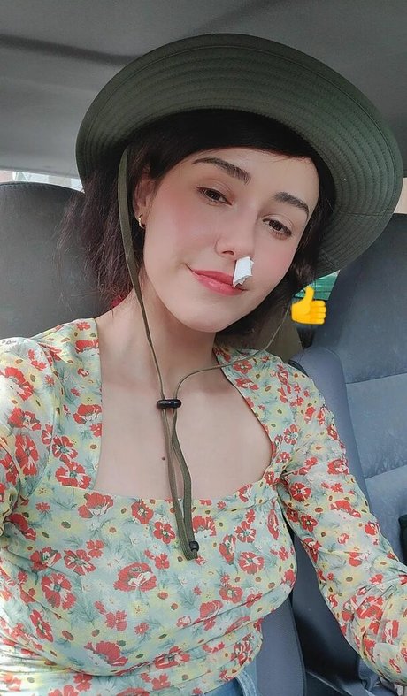 Catplant ASMR modèle pornographique img