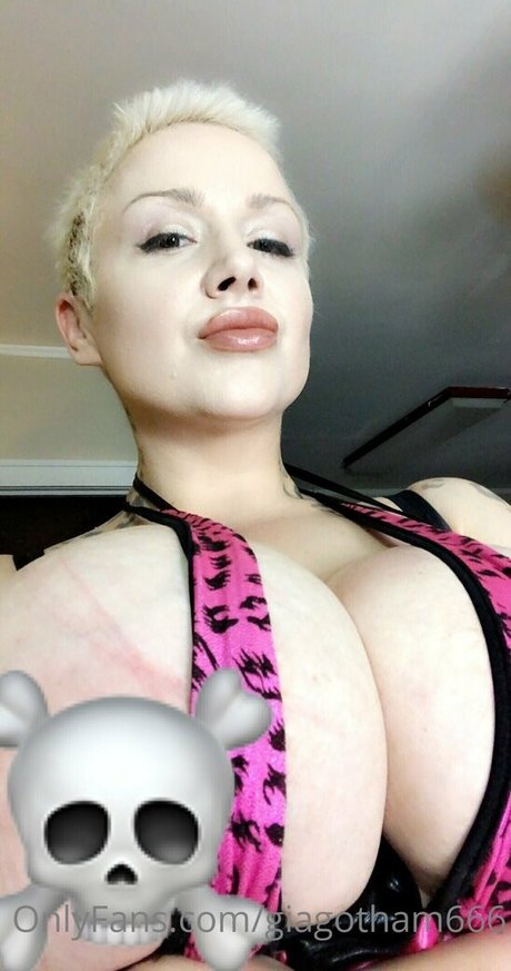 giagotham666 star pornographique photos