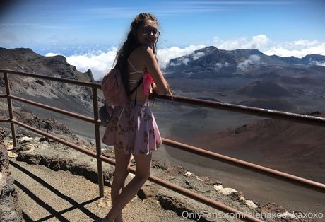 Elenakoshkaxoxo modèle chaud collection